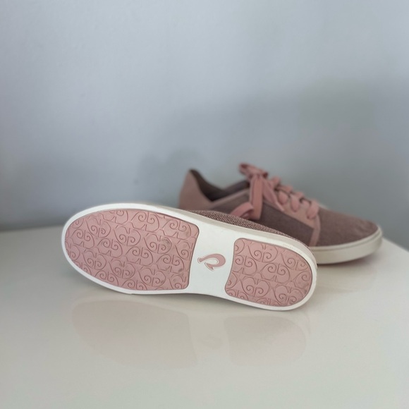 Olukai Pehuea Lī Women’s Lightweight Sneakers, Pink/Off White, Size 7.5 New - Picture 6 of 8